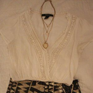 Nice White V Neck Crop Top